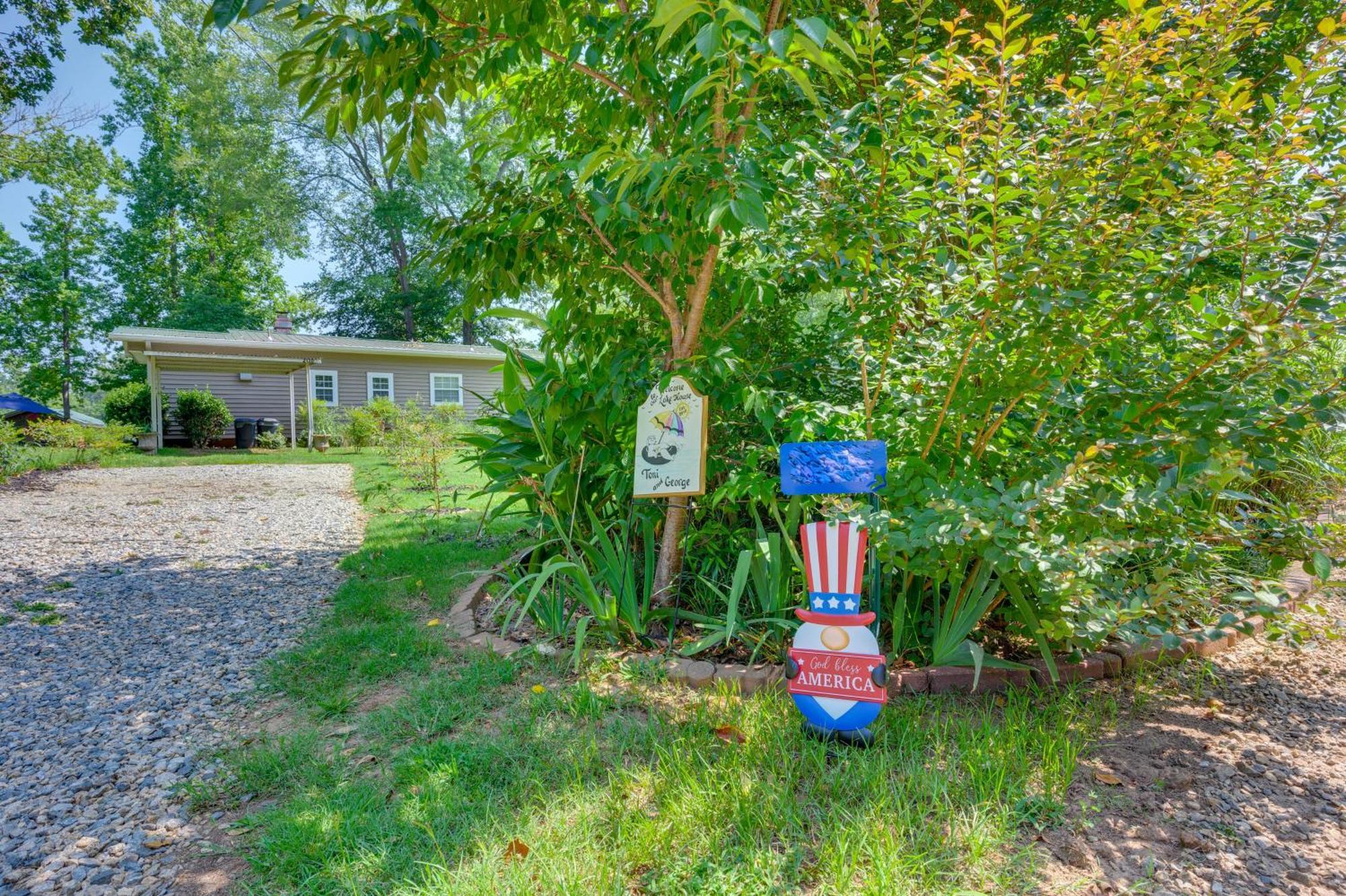 Lake Sinclair Crooked Creek Cottage With Fire Pit! Eatonton Eksteriør bilde